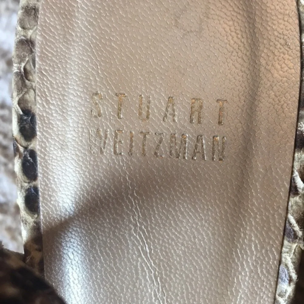 Stuart Weitzman Women's Jean‎ Pump